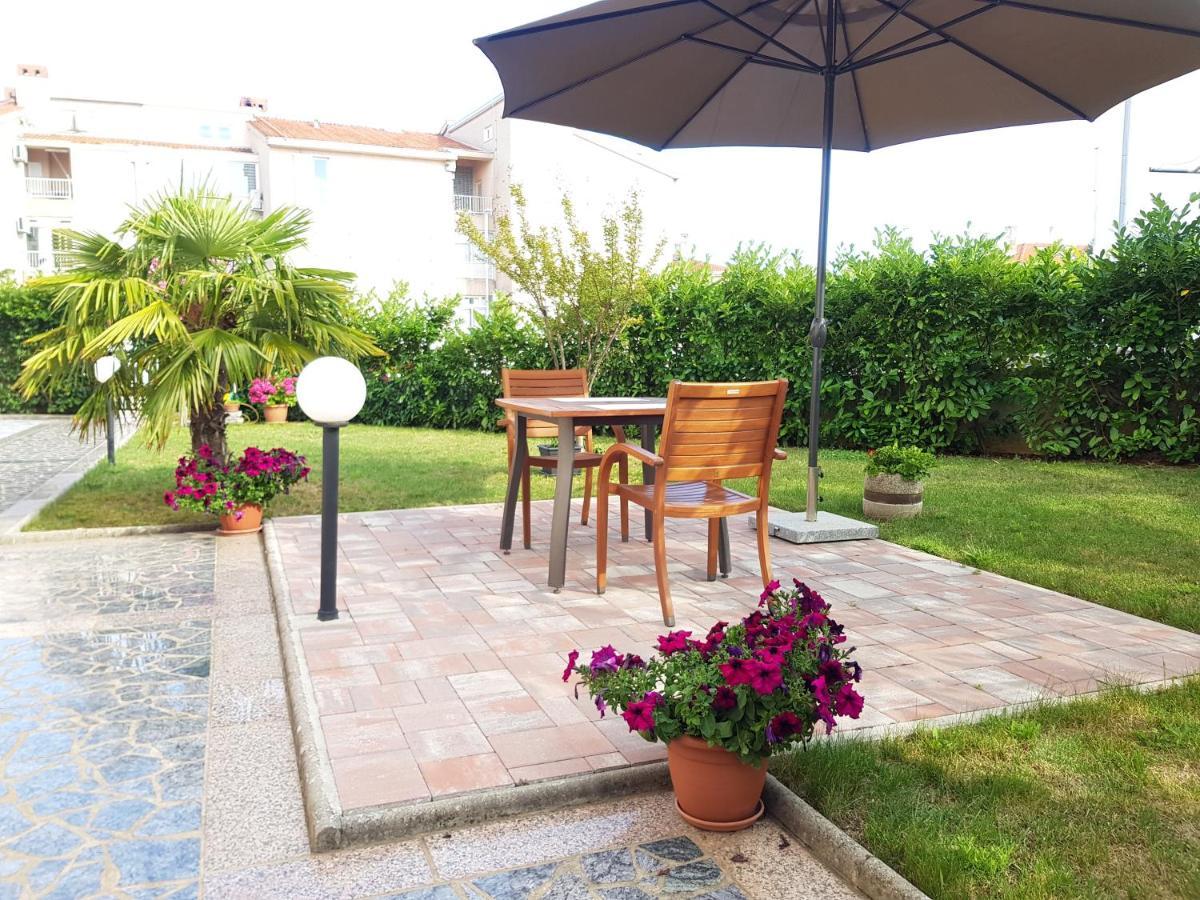 Apartmani ASSA Krk Krk Town Bagian luar foto