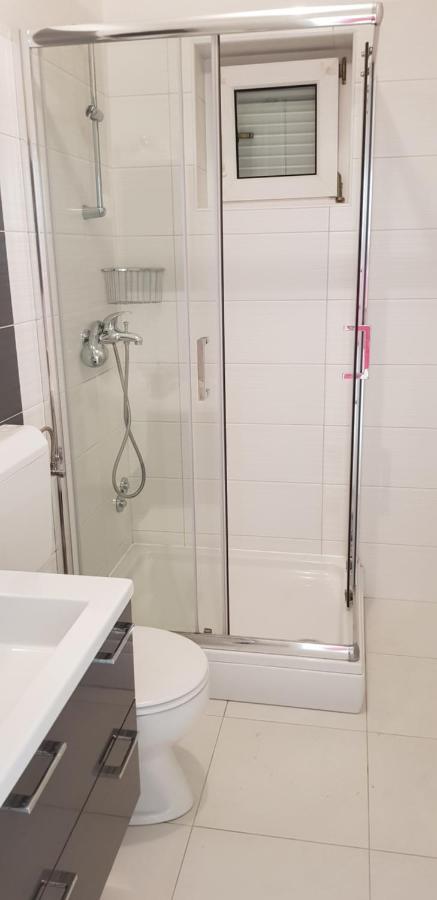 Apartmani ASSA Krk Krk Town Bagian luar foto