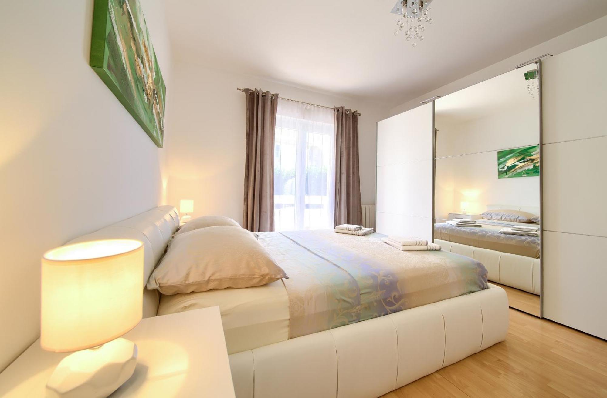 Apartmani ASSA Krk Krk Town Bagian luar foto